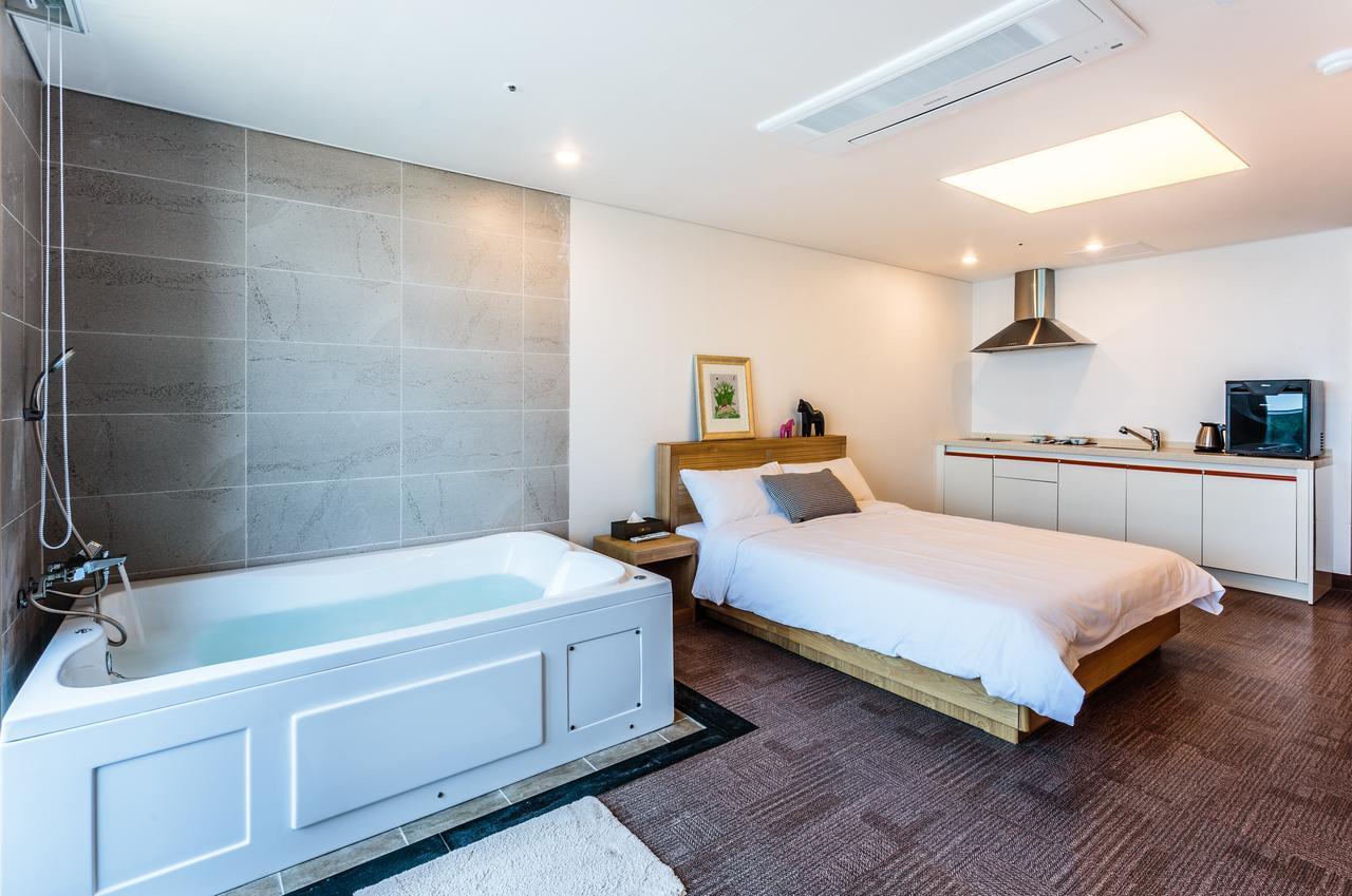 Sea Stay Hotel Jeju Extérieur photo