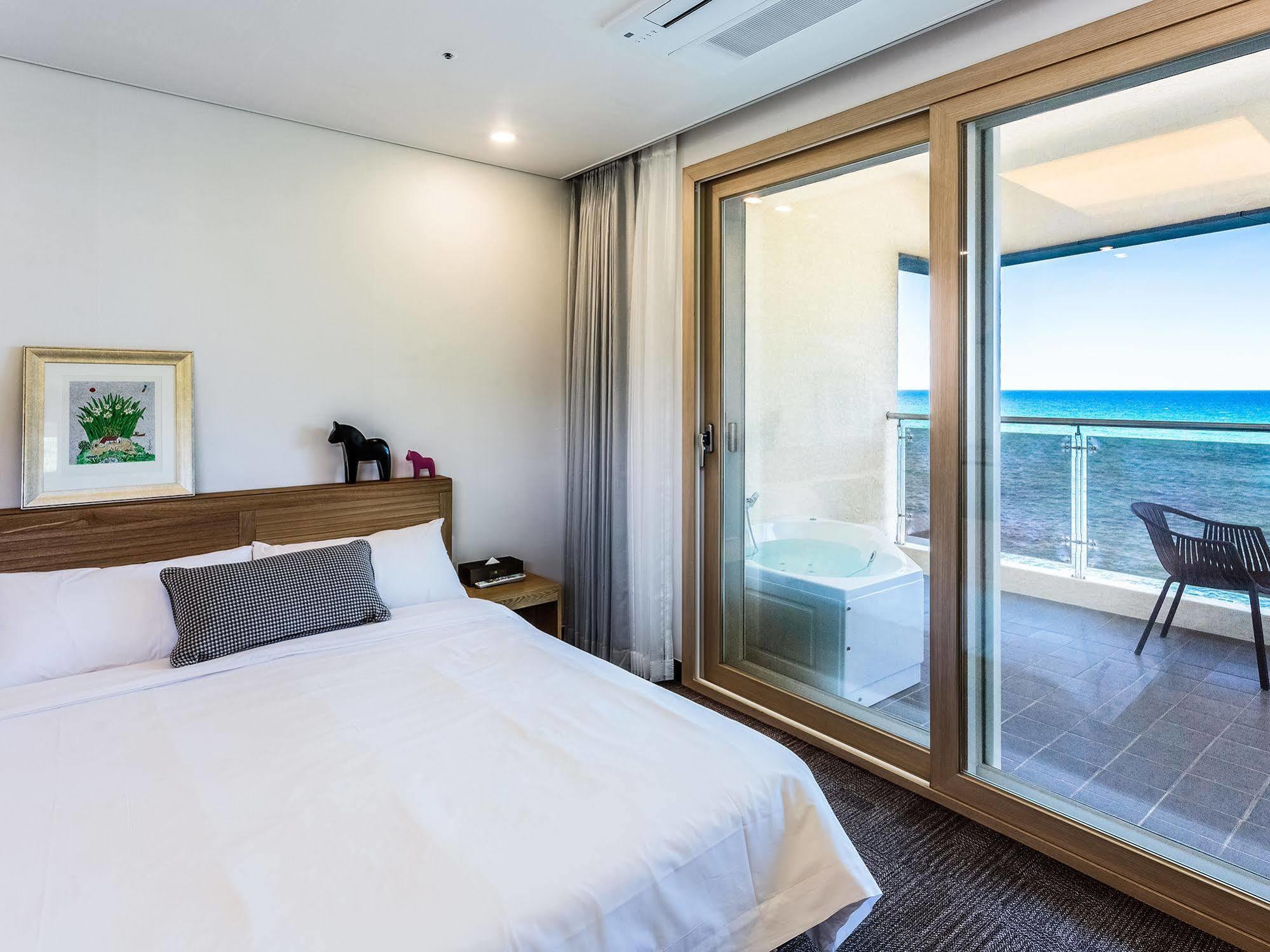 Sea Stay Hotel Jeju Extérieur photo