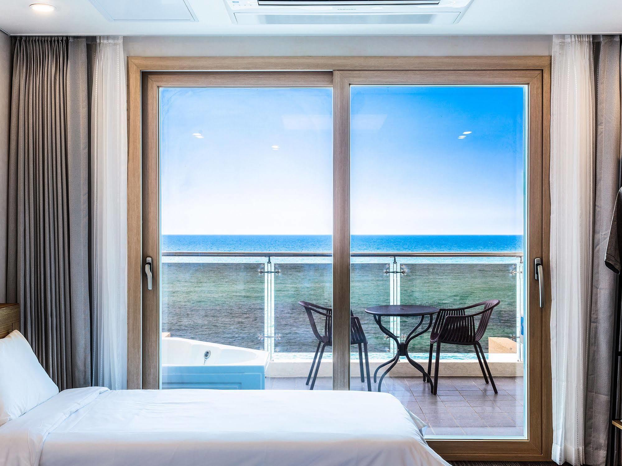 Sea Stay Hotel Jeju Extérieur photo