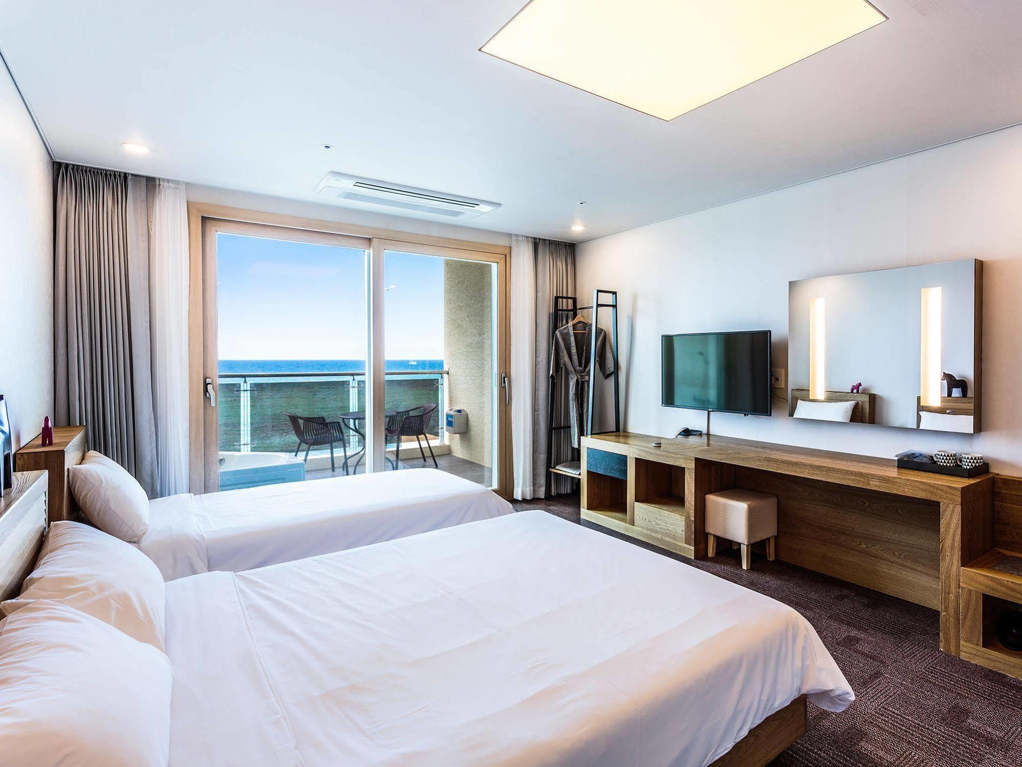 Sea Stay Hotel Jeju Extérieur photo