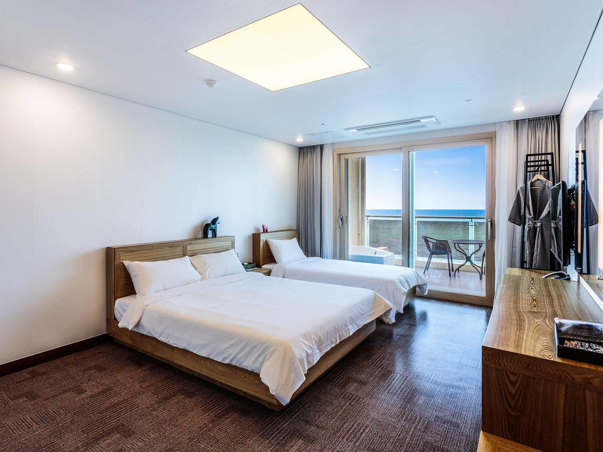 Sea Stay Hotel Jeju Extérieur photo